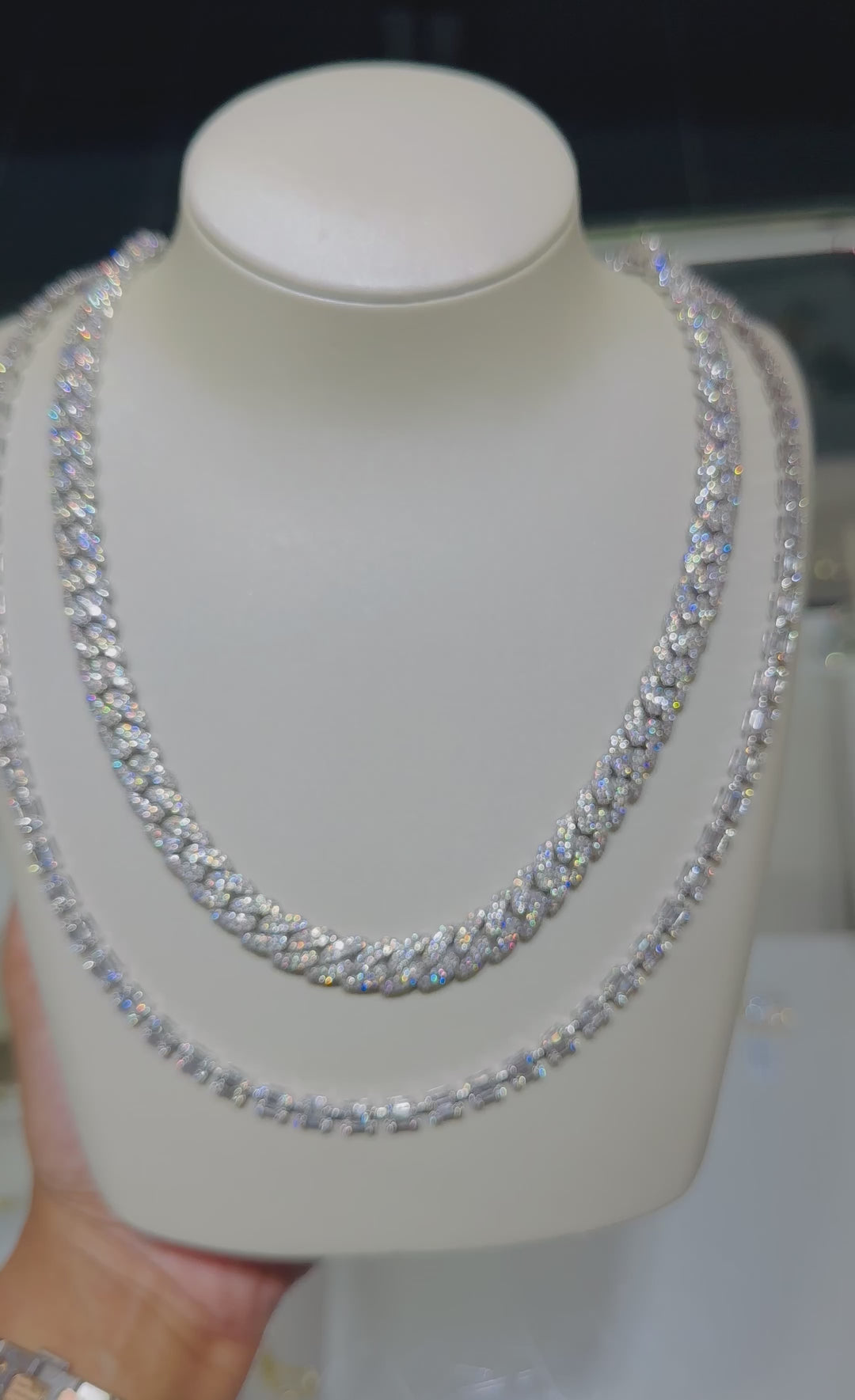 Arctic Cuban Necklace